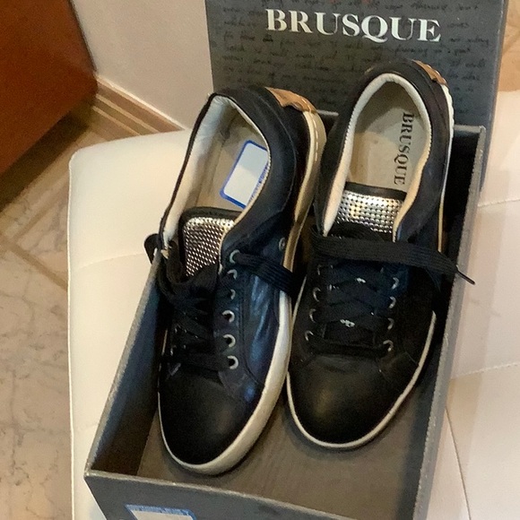 Brusque Black Leather Sneakers SZ 7.5 - Picture 1 of 6